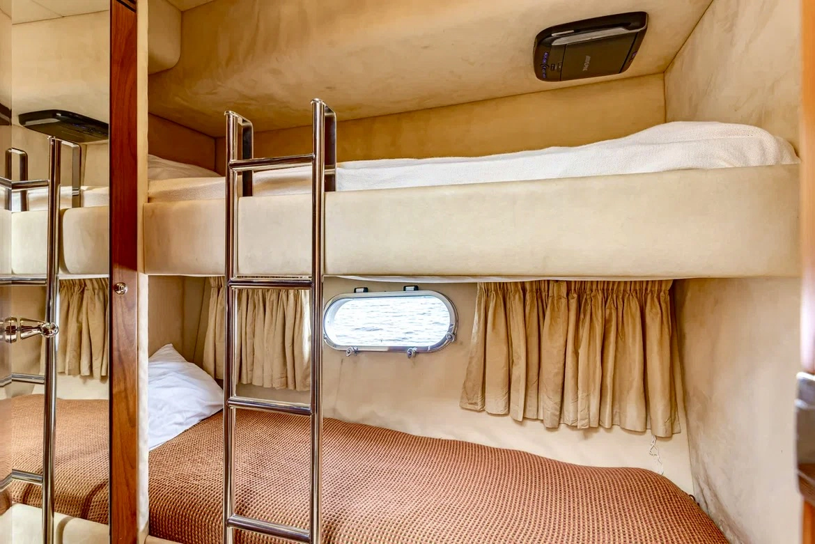 Аренда яхты Sunseeker 70 «Pallada» image- 29